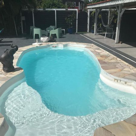 Grand T2 Tout Confort , Emplacement Ideal Riviere-Salee 外观 照片