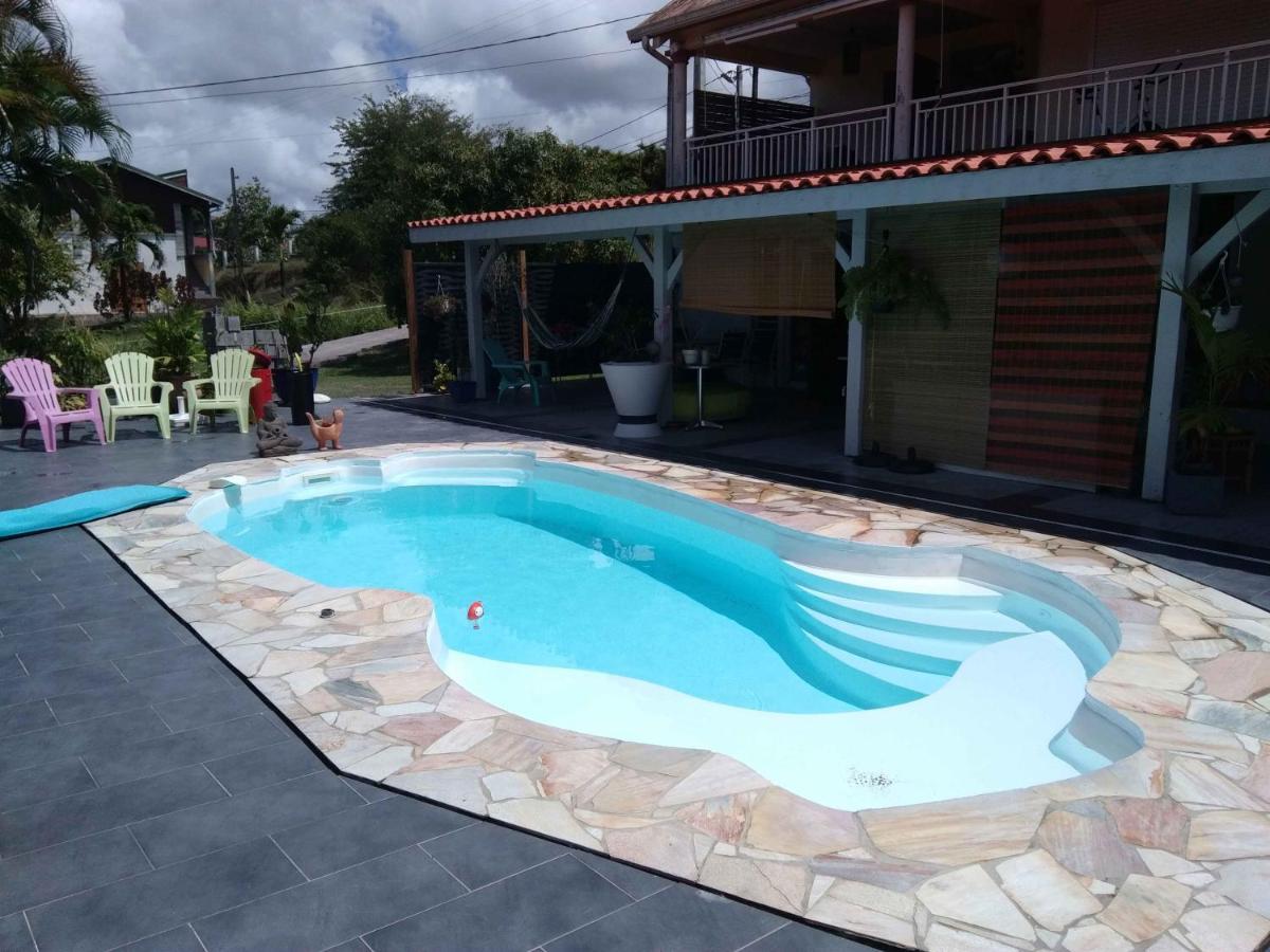 Grand T2 Tout Confort , Emplacement Ideal Riviere-Salee 外观 照片